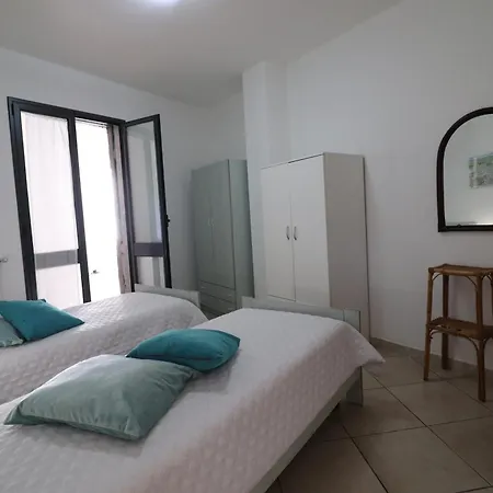 Palma Comfort, Space And Authentic Charm In The Heart Of Otranto