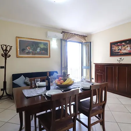 Palma Comfort, Space And Authentic Charm In The Heart Of Appartamento