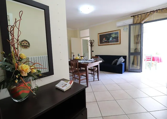 Palma Comfort, Space And Authentic Charm In The Heart Of Apartment Otranto